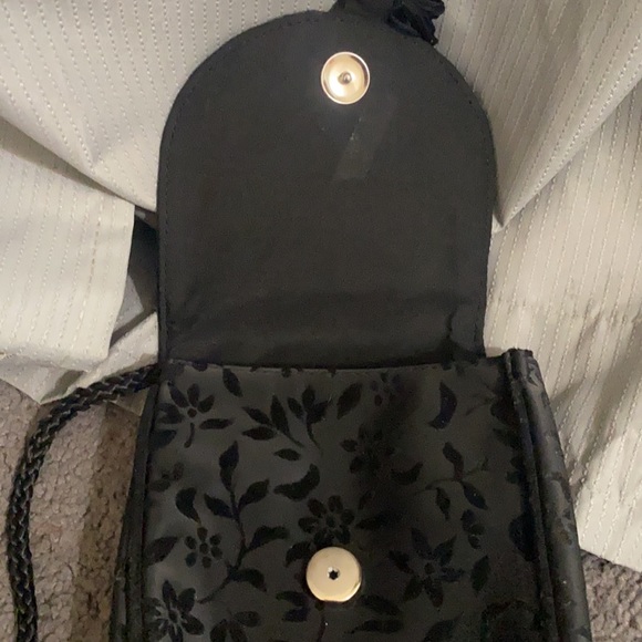 Small Purse - Picture 3 of 4